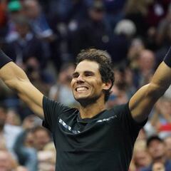 Nadal aplasta a Anderson y alza su 16º Grand Slam en Nueva York