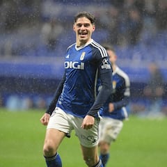 El Cádiz sigue en la búsqueda de un central