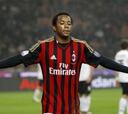 Robinho rescinde con el Milán y negocia con el Santos