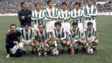 1971-72. De izquierda a derecha y de arriba a abajo: Campos, López, Torres, Sanchís, Rodri, Tejada, Rojas, Fermín, Causanilles, Del Bosque y M. Cuesta.