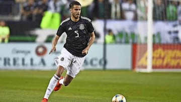 Diego Reyes jugando con M&eacute;xico