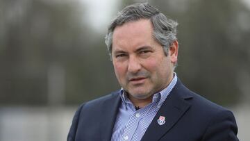 Aubert deja la presidencia y la U tiene nuevo timonel