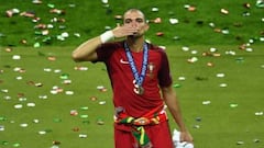 11 grandes centrales, emblemas de su selección nacional