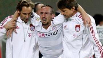 Ribéry salió del campo llorando tras lesionarse el tobillo