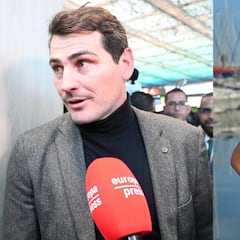 Casillas y Claudia Bavel contestan a sus fotografías juntos: “Creo que tenemos que hablar”
