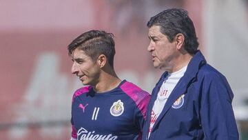 Luis Fernando Tena y su primer entrenamiento en Chivas de cara al Clásico Nacional