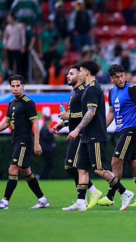 Soccer Football - International Friendly - Mexico v Ecuador - Akron Stadium, Guadalajara, Mexico - October 14, 2025 Mexico players after the match REUTERS/Eloisa Sanchez