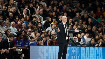 Peñarroya: “Estamos jodidos, sin colchón de seguridad y con el vestuario muy tocado”