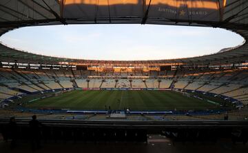 Estadio de fútbol ubicado en Río de Janeiro. Inaugurado el 16 de junio de 1950. Remodelado entre 2010 y 2013 para la Copa del Mundo. Flamengo, Fluminense y la Selección de fútbol de Brasil actúan como locales.