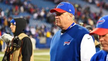 ORCHARD PARK, NY - DECEMBER 24: Head coach Rex Ryan of the Buffalo Bills walks offsides the field after losing turnover the Miami Dolphins at New Era Stadium on December 24, 2016 in Orchard Park, New York.   Rich Barnes/Getty Images/AFP
 == FOR NEWSPAPERS, INTERNET, TELCOS &amp; TELEVISION USE ONLY ==