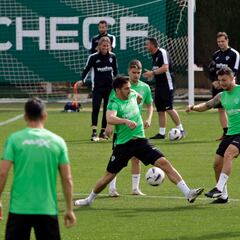 Nico Fernández, único ausente en la vuelta al trabajo del Elche