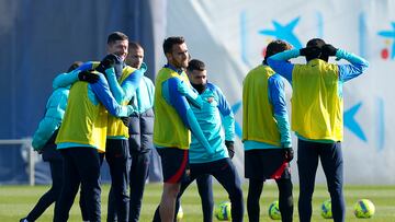 Lewandowski, que hoy cumplirá su sanción, en un momento del entrenamiento de ayer.