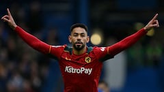 Matheus Cunha, jugador del Wolverhampton, celebra uno de los goles anotados ante el Chelsea.