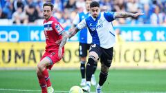 Miguel de la Fuente ante Fernando Calero del Espanyol.