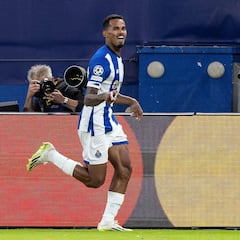 Galeno, show en Champions para llamar la atención de Diniz