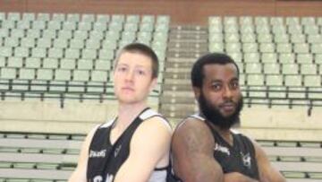 BUENA PAREJA. Scott Wood y Dwayne Davis, aleros del Murcia.