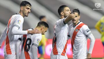 Catena, &Aacute;lvaro y &Oacute;scar celebran con Anto&ntilde;&iacute;n el 1-0.