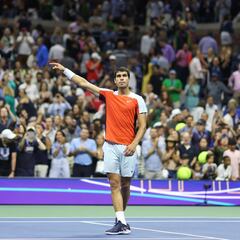 Alcaraz derriba a Tiafoe para jugar su primera final de Grand Slam