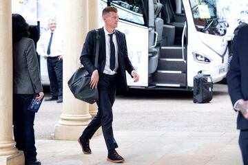 Toni Kroos, a la llegada del Real Madrid al hotel de concentración en Watford.