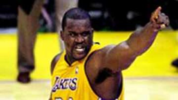 APUNTA A JORDAN. O'Neal ya piensa en su cita con Jordan (12 febrero).