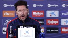 Simeone, entrenador del Atl&eacute;tico de Madrid, en rueda de prensa.