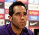 Claudio Bravo: "Tuve que mediar entre Neymar y Medel"