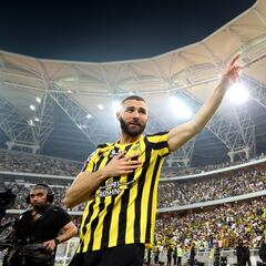 Karim Benzema returns from injury and starts for Al-Ittihad