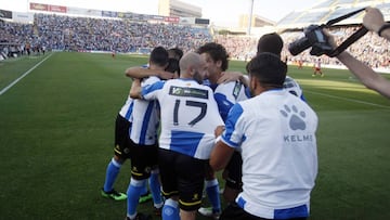 Carlos y Alfaro remontan y dejan al Hércules cerca de la final