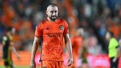 Héctor Herrera pierde la cabeza y sentencia al Houston Dynamo