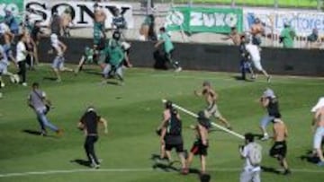 Serios incidentes entre hinchas de Wanderers y Colo Colo