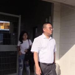 Chen visitó a la plantilla del Espanyol en el entrenamiento