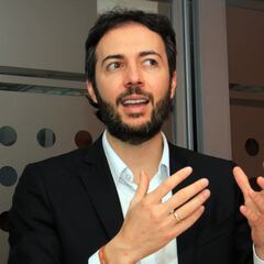 Alcalde de Medellín sale en defensa de J Balvin