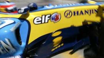 <b>SE COMPLICA EL TÍTULO.</B> Los tiempos oficiales alejan a Alonso un tanto de la celebración del Mundial, aunque todo puede pasar este domingo en Spa.