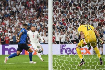 0-1. Luke Shaw marca el primer gol.