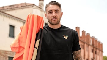 Casas, con la camiseta del Venezia