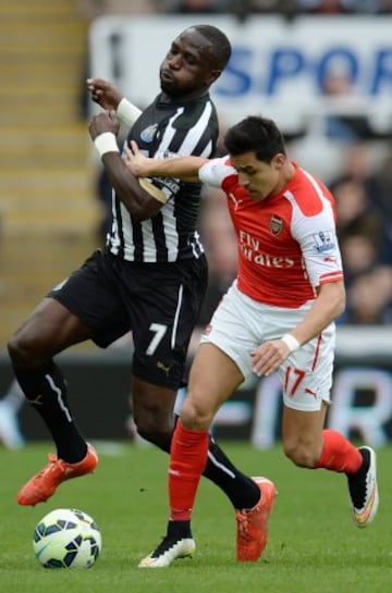 Alexis Sánchez tuvo un irregular cometido en el triunfo de Arsenal sobre Newcastle.