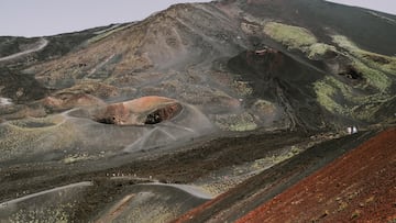 Hallan tres volcanes submarinos en Sicilia