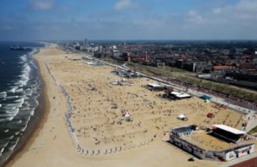 Espectaculares imágenes del récord de voley playa