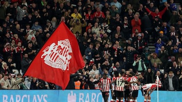 Sunderland scored a last-gasp equaliser to draw with Arsenal at the Stadium of Light.