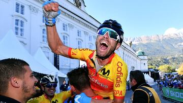 Alejandro Valverde celebra su victoria en los Mundiales de Ciclismo de Innsbruck 2018.