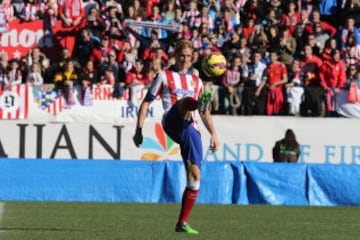 Presentación multitudinaria de Torres