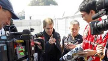 <b>VETTEL ABRE EL CAMINO. </b>Las apuestas se decantan por el piloto alemán como campeón del mundo 2012, el que sería su tercer título.