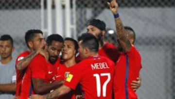Chile 1x1: Pinilla, Vidal y Beausejour se lucen en Barinas