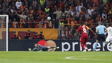 22/10/19 PARTIDO CHAMPIONS LEAGUE 
 FASE DE GRUPOS GROPO A ESTADIO ALI SAMI YEN
 GALATASARAY - REAL MADRID 
 THIBAUT COURTOIS PARADA