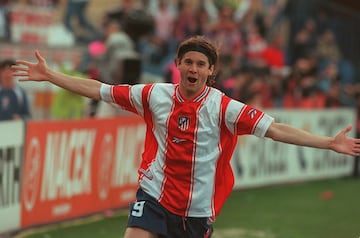 El argentino llegó como una promesa al Vicente Calderón. Tras descender a Segunda el club rojiblanco, Solari no se fue muy lejos y firmó por el Real Madrid. Actualmente es embajador del club blanco.