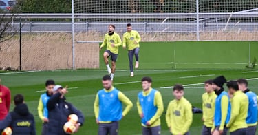 El Racing quiere la cesión de Xavi Espart, lateral derecho del Barça B