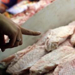 Sernac gana batalla a supermercados por colusión de los pollos: consulta si eres uno de los 188 mil beneficiarios y el monto que recibirás