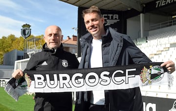 Julian Calero, entrenador, y Michu, director deportivo