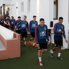 El Valencia negocia por Pedro Porro como inversión de futuro