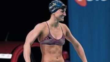 <b>PLUSMARQUISTA MUNDIAL EN BIKINI</b> Sophie Edington, plusmarquista mundial de 50 espalda, se presentó ayer a competir en bikini, en la prueba de mariposa.